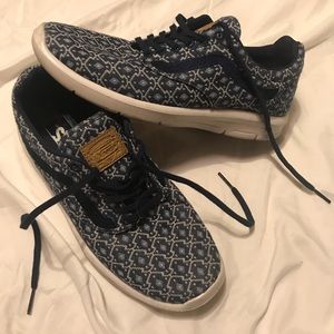 Ultra Cush vans, women’s 8 men’s 6.5